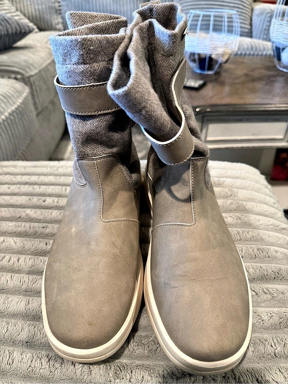 Hey Dude Lea Fur / Camden Cuff women Boots Brown US 11